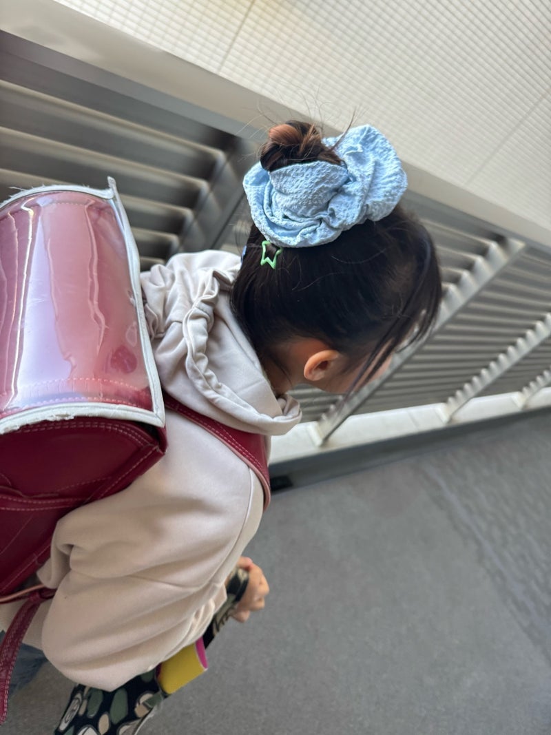 お楽しみ会のための派手な髪型の画像