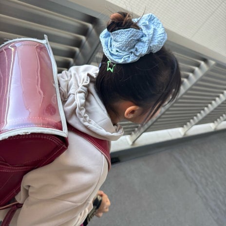 お楽しみ会のための派手な髪型の画像