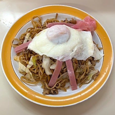 クセになる味わいの太麺やきそばの画像