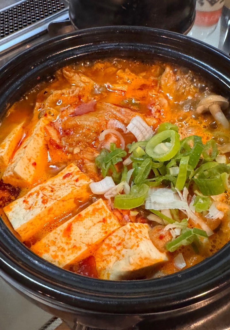 娘のお夜食は教わったキムチチゲの画像