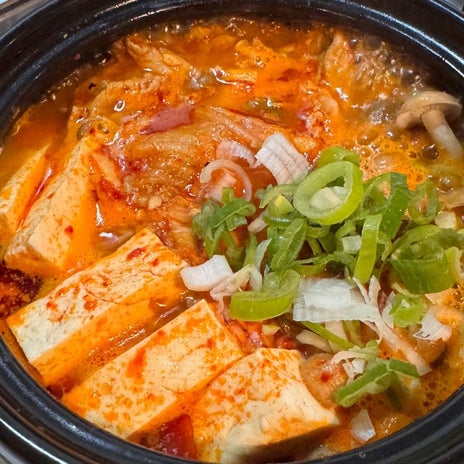 娘のお夜食は教わったキムチチゲの画像