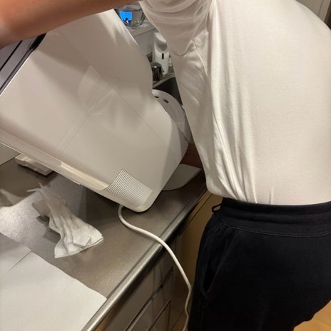 不具合で交換したウォーターサーバーの画像