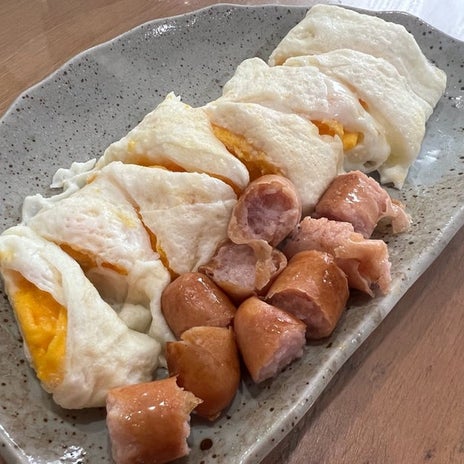 小4の娘が作ったケーキ卵焼きの画像