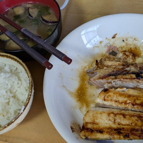 うな重の追いダレで鰆の蒲焼きの画像