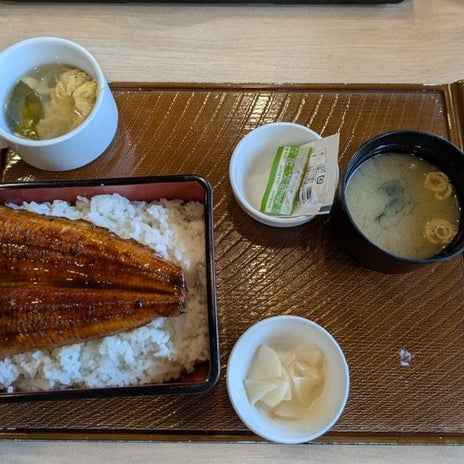 うな重のご飯を大盛りにした結果の画像