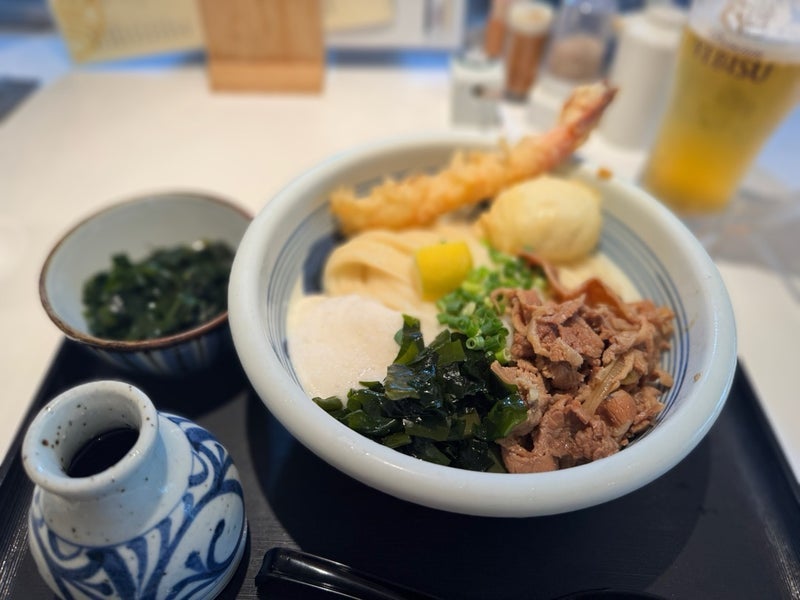 メンテナンス帰りのわかめ倍のうどんの画像