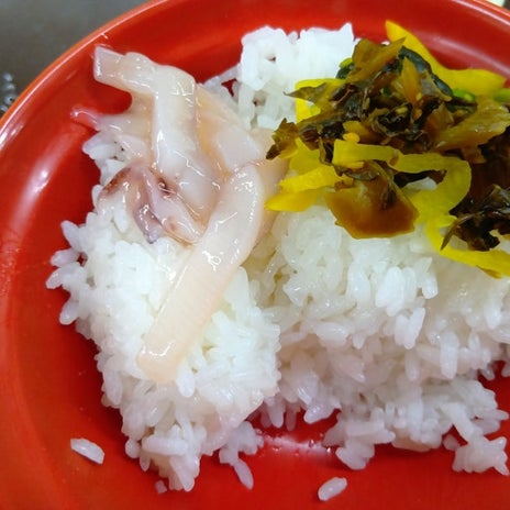 イカの塩辛でご飯をおかわりの画像