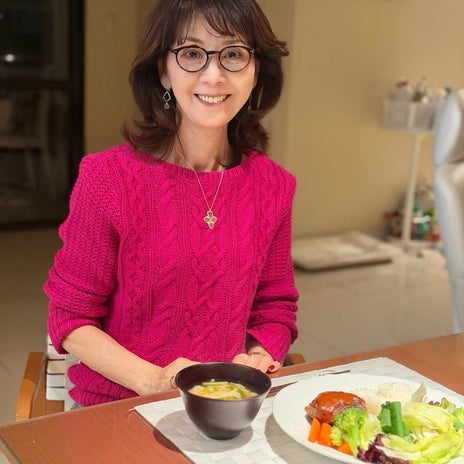 柏木由紀子 星占いに従うも着替えの画像