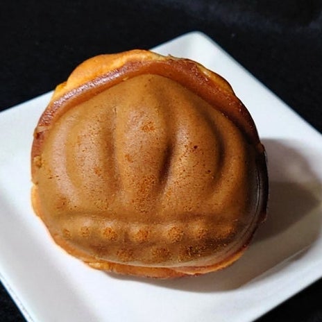 そこでしか買えない栗の形の今川焼の画像