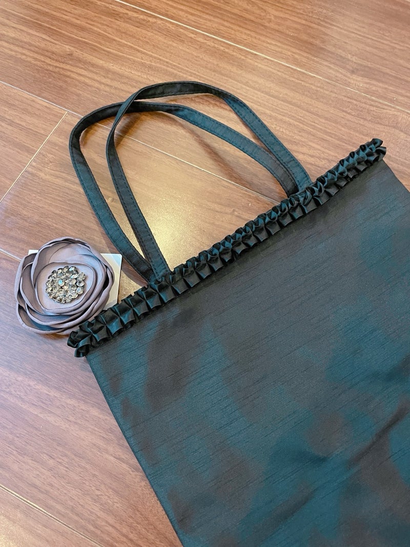 最低価格1億2千万円の家の見た目の画像