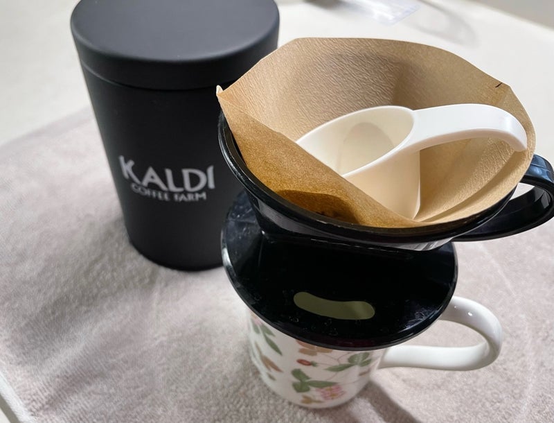 ゆっくり丁寧に淹れる美味しいコーヒーの画像