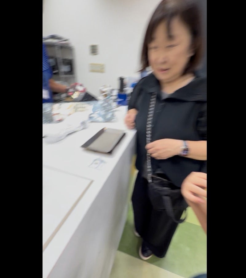 アレク 義母から沢山のサッカーグッズの画像