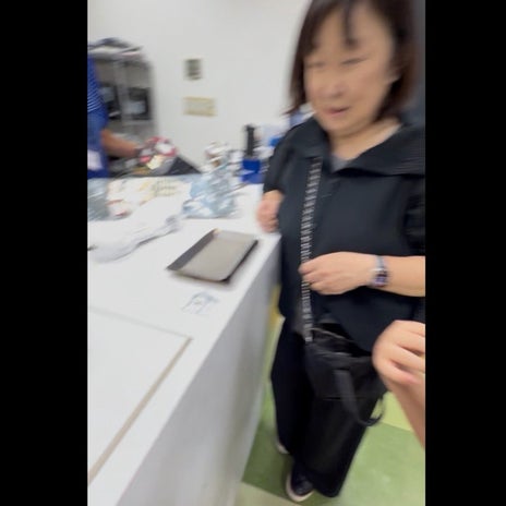 アレク 義母から沢山のサッカーグッズの画像