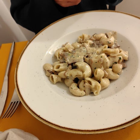 香り高いポルチーニのクリームソースの画像