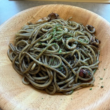 味覚に刺さらない初のイカ墨パスタの画像