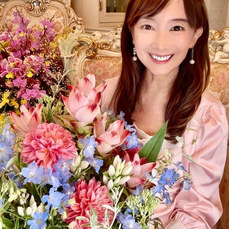 アグネス ユニセフからの素敵なお花の画像