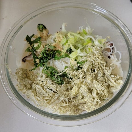 モト冬樹 手作りのぶっかけ素麺の画像