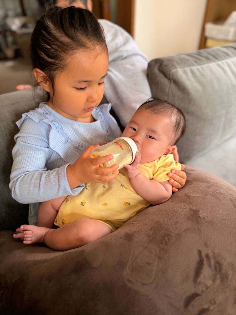 内山信二の妻 3ヶ月のBabyと対面の画像