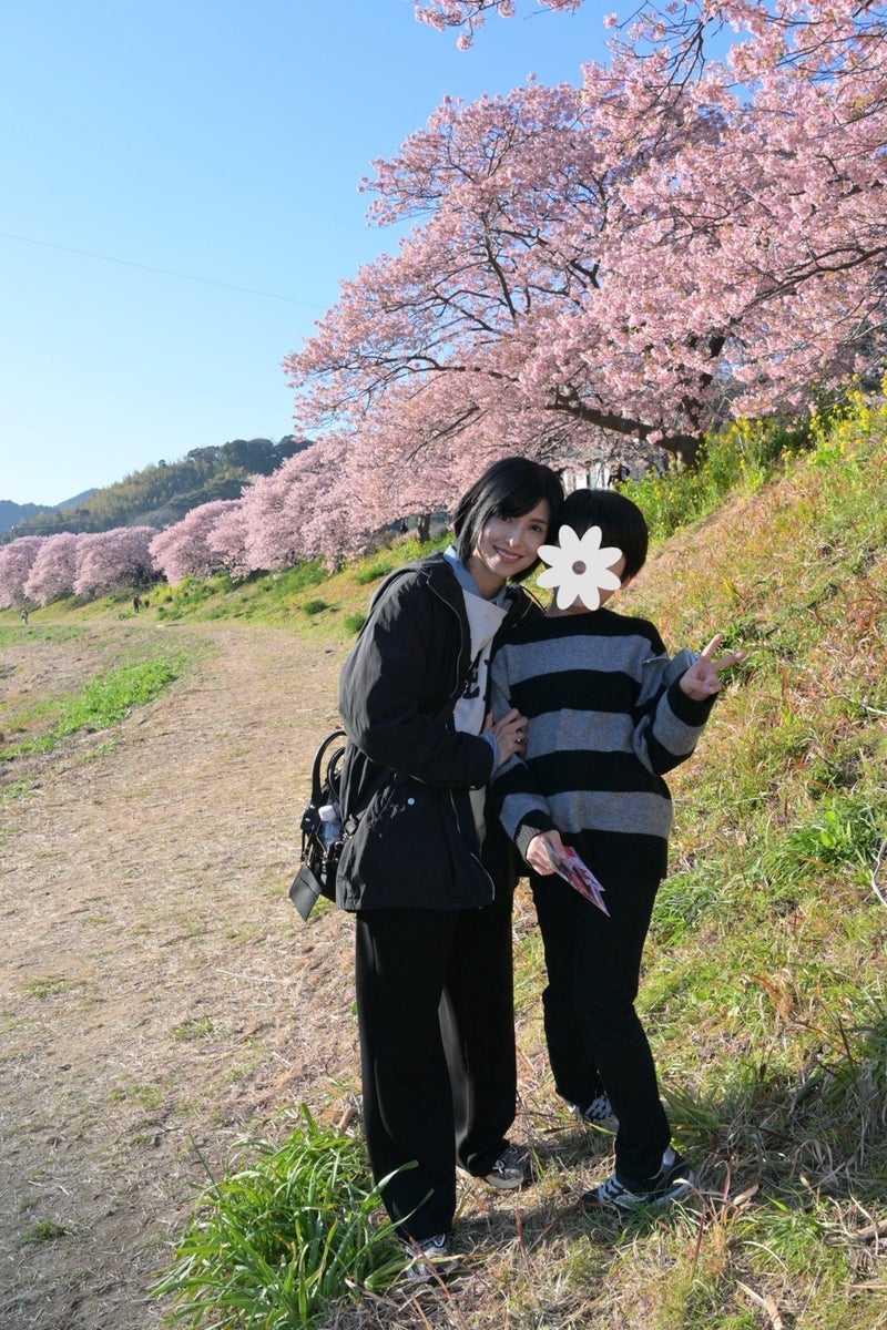 デカくなった息子の抱っこの終わりの画像