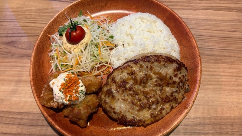 夫が頼んだびくドンのザンギディッシュの画像