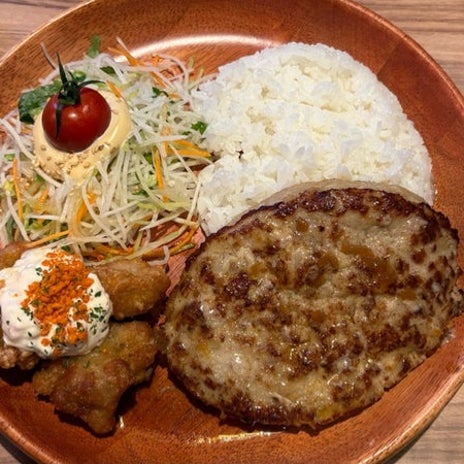 夫が頼んだびくドンのザンギディッシュの画像