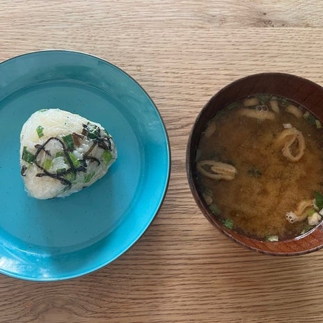 娘がネギ好きになり嬉しいおにぎりの画像