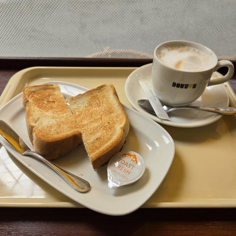 早めに着き軽くお茶をするも諸事情の画像