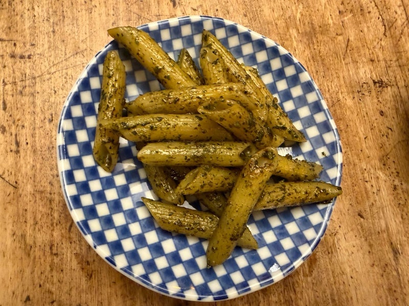 假屋崎省吾 食べ過ぎてしまった夕食の画像