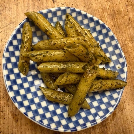 假屋崎省吾 食べ過ぎてしまった夕食の画像