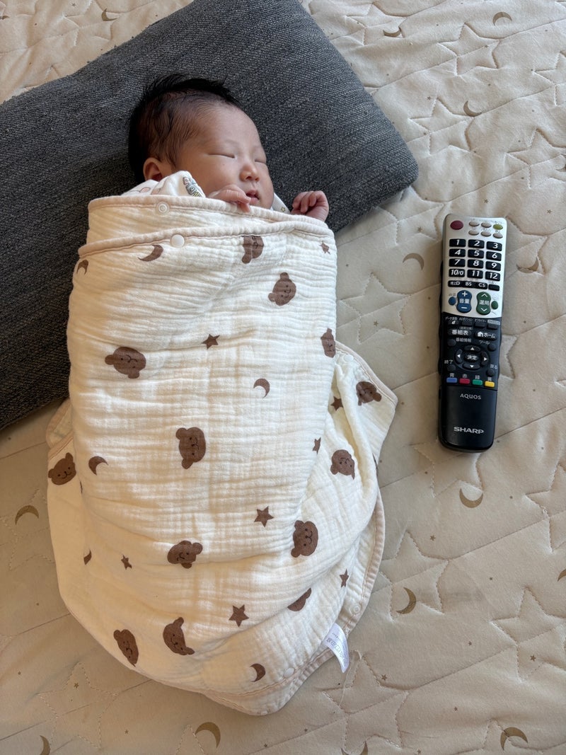 朝まで抱っこしないと寝ない娘の画像