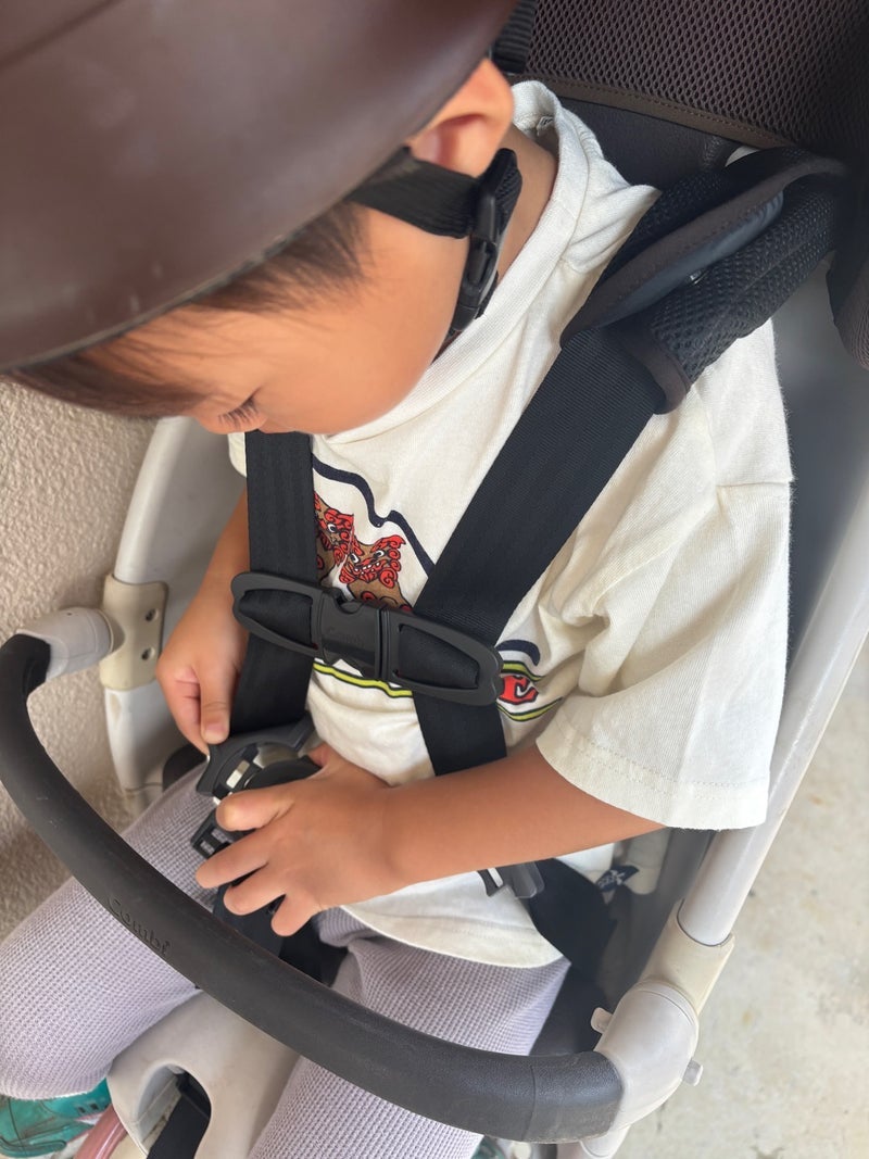 寝かし付けと共に私も寝落ちの画像