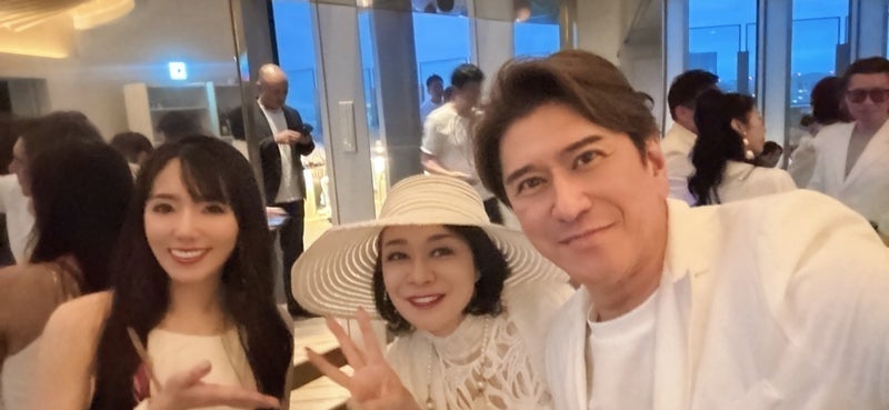 川崎麻世の周年パーティーに参加の画像