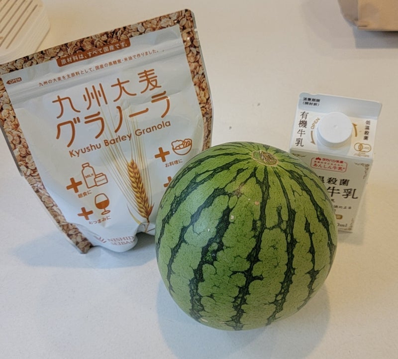 モト冬樹 稽古前に食べるお弁当の画像