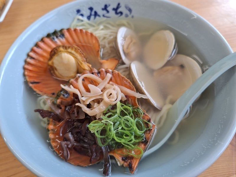 ずっと食べたかった貝が入ったラーメンの画像