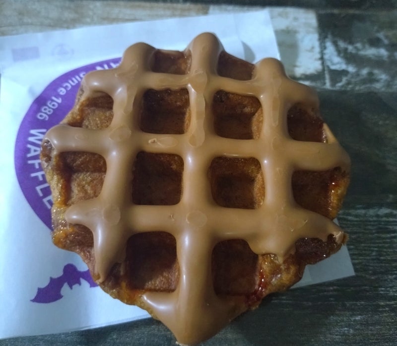 娘がくれたハロウィンのワッフルの画像