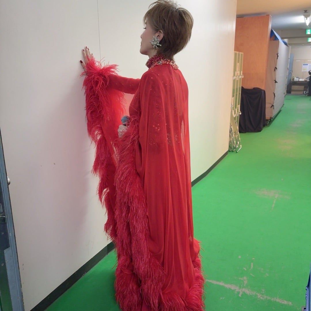 小柳ルミ子 泣きそうになり裏へ