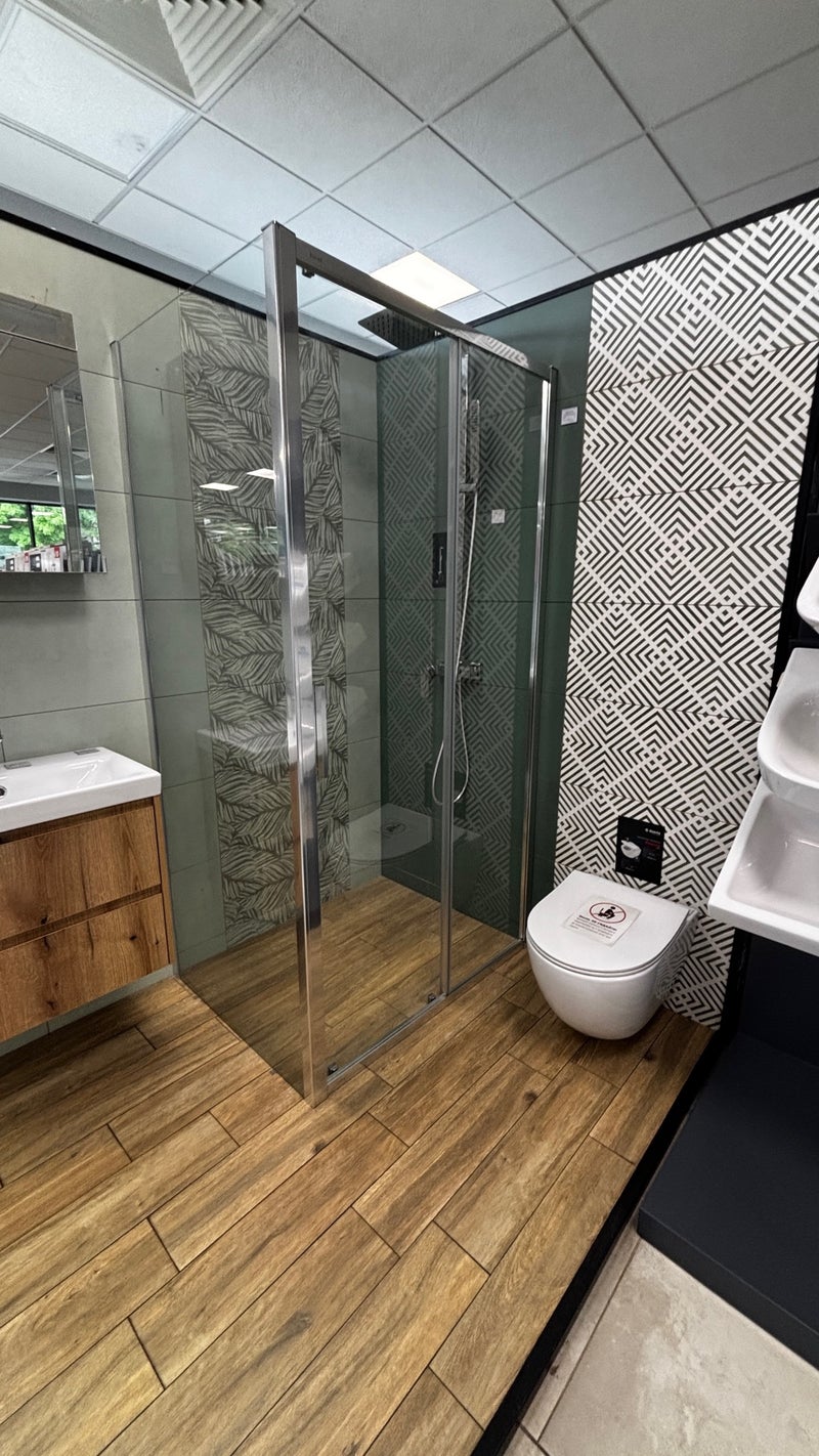 洗い場がなくトイレが濡れる風呂の画像