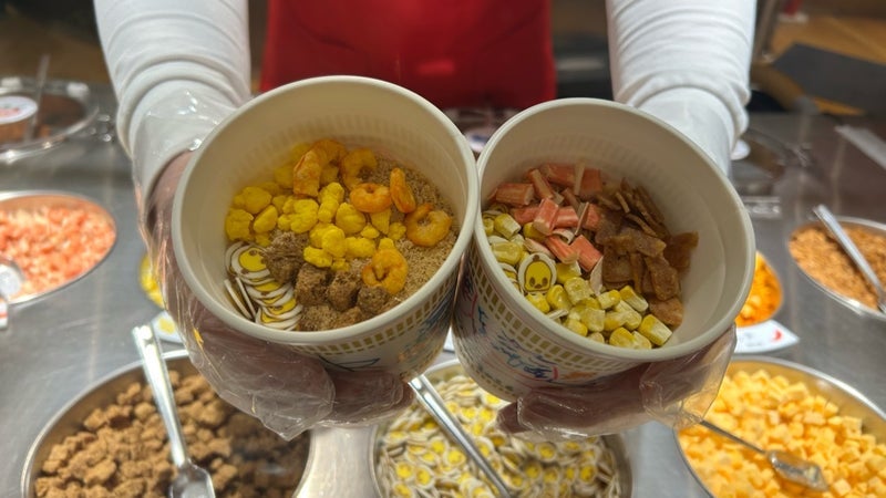 3歳双子のカップラーメンデビューの画像