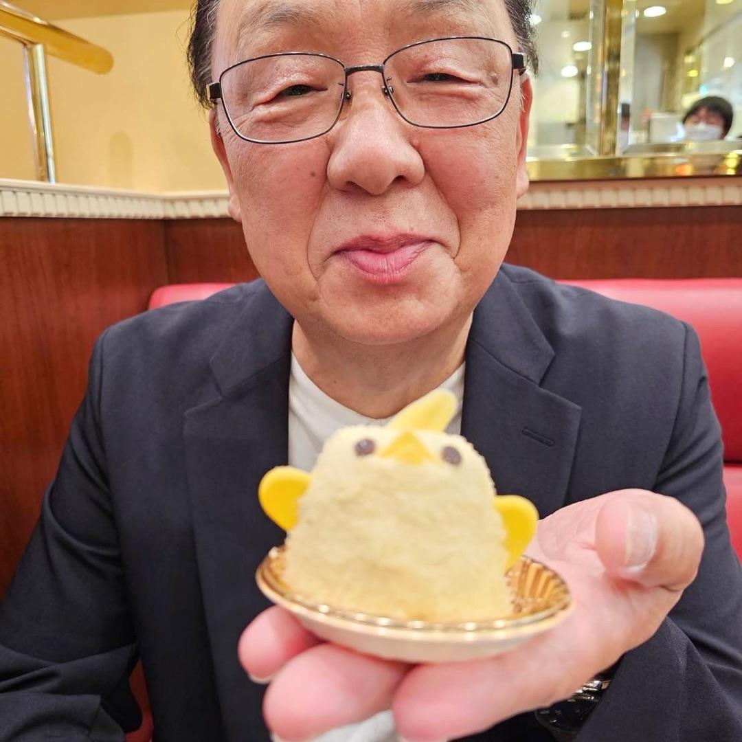 梅沢富美男新幹線待ちで食べた物の画像