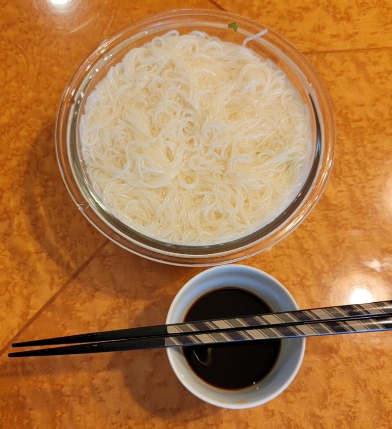 モト冬樹 自家製めんつゆで素麺の画像