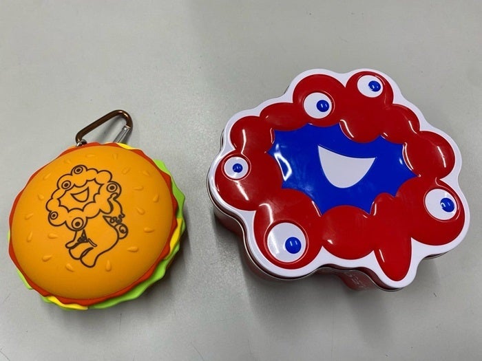 雨の万博でなんとか買えた土産
