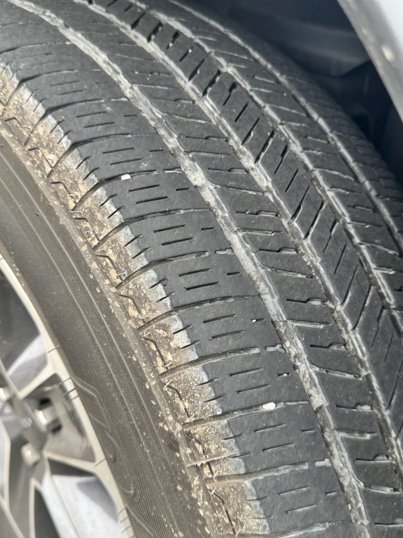 だいたの夫 擦り減ったタイヤの交換の画像