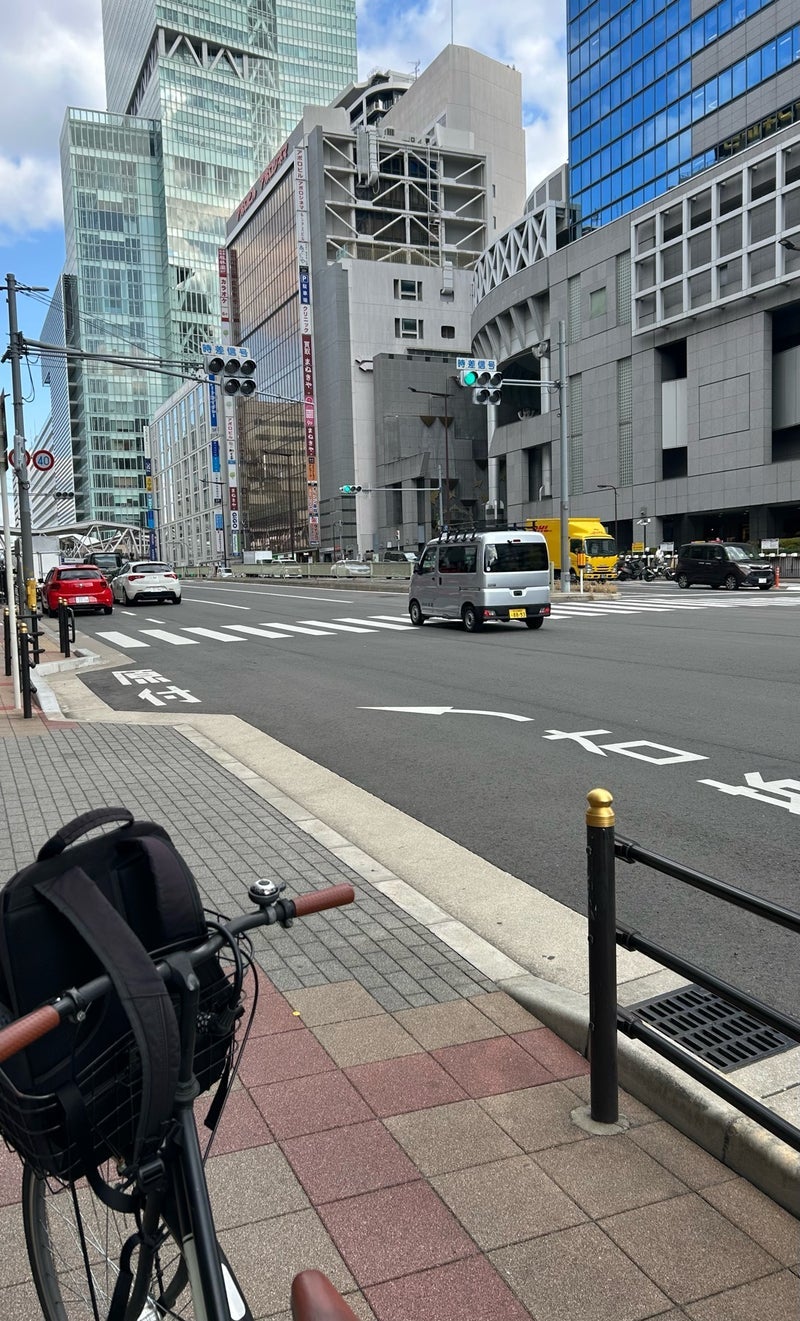 仕事後の長距離サイクリングの疲れの画像