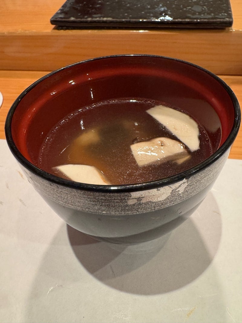 堀ちえみの夫 湯島の寿司屋で会食の画像