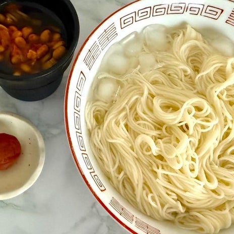 夏の最高な梅干しで食べる素麺の画像