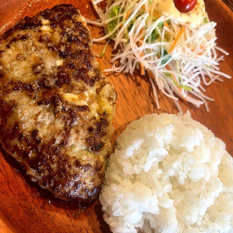 びくドンでご飯小にしたたまらん食事の画像