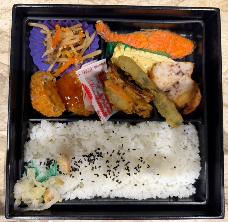 假屋崎 美味しかった昼ご飯のお弁当の画像