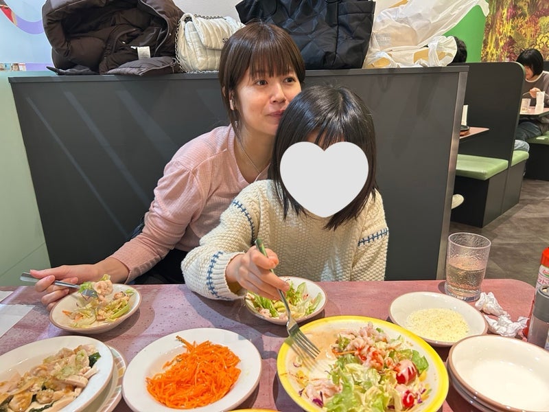 最近ママの隣に座るようになった子の画像