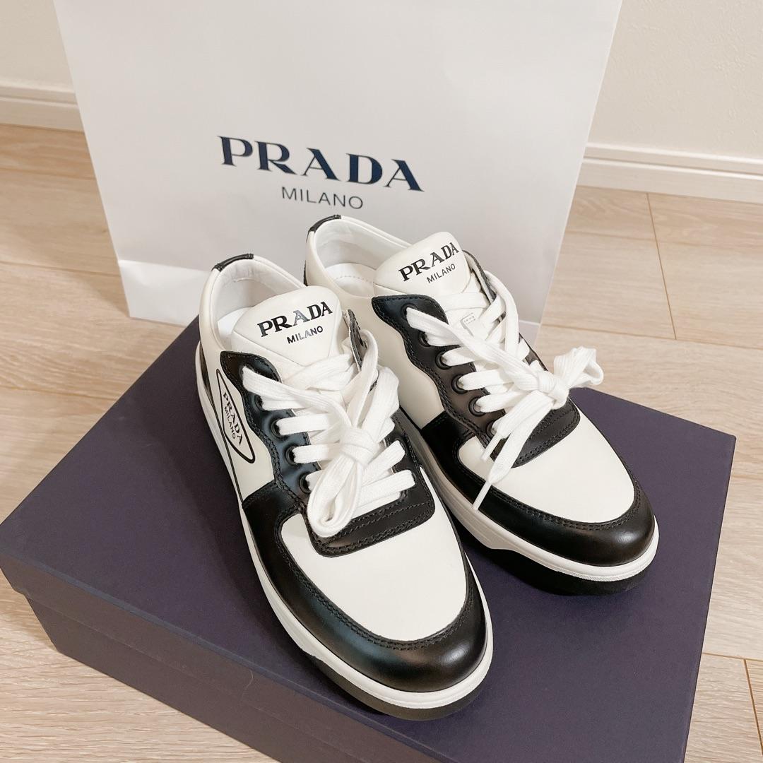 一目惚れして購入を決めたPRADAの画像