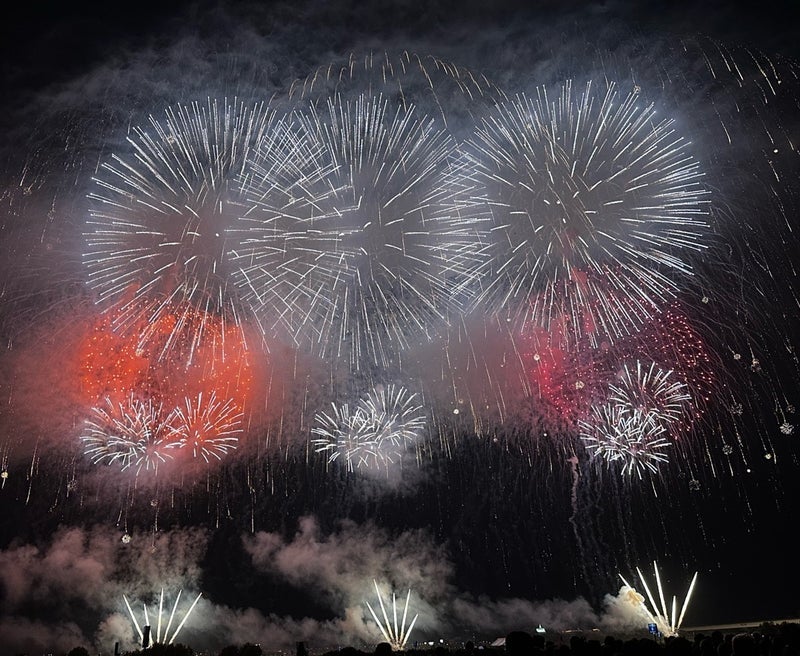 毎年涙が溢れる感動の花火大会の画像